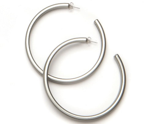 top view of resin earring in matte silver